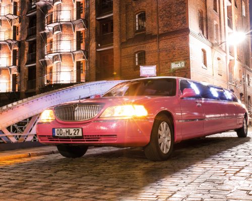 Lincoln Town Car - Pink